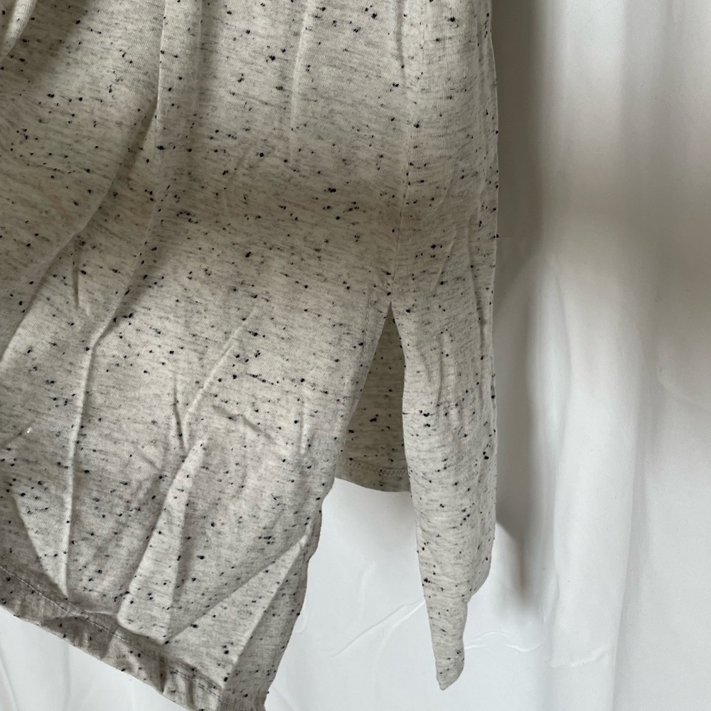Apt 9/ believe white black speckled high low top with 3/4 sleeves​​​​​​​​​​​ - Picture 4 of 6